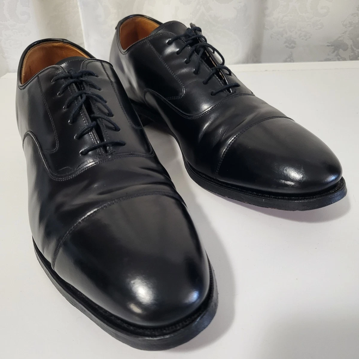 Johnston & Murphy C Leather Upper Dress Shoes for Men for  display picture 1