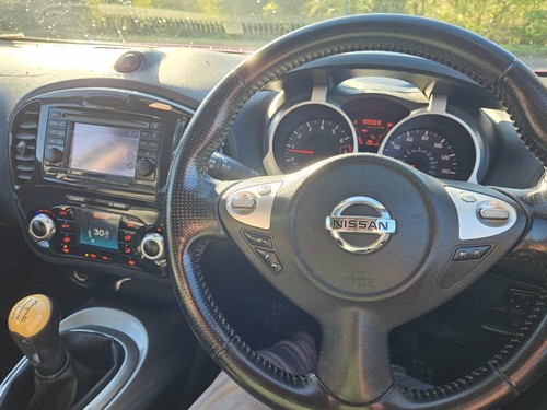 NISSAN JUKE 1.6 Tekna 5dr REAR CAM, HEATED LEATHER SEATS, SAT NAV, DRIVES GREAT - Picture 6 of 16