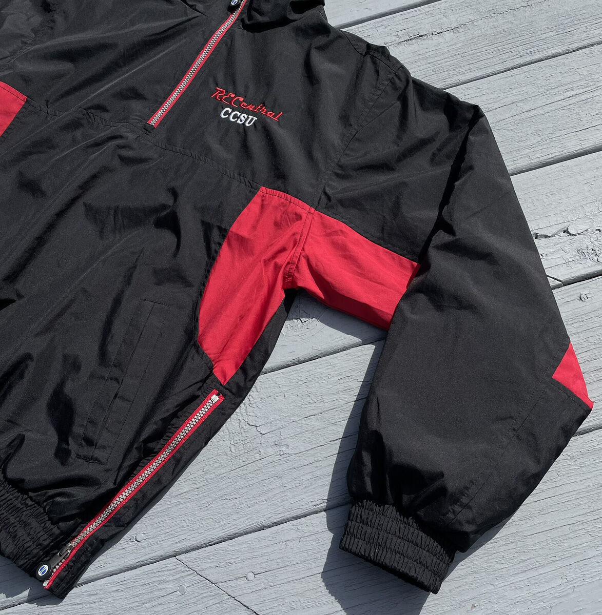 VINTAGE Y2K HOLLOWAY BLACK RED COAT JACKET WINDBREAKER LINED VINTAGE Y2K HOLLOWAY BLACK RED COAT JACKET WINDBREAKER LINED