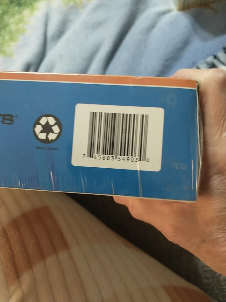 Linksys EZXS55W EtherFast 10/100 5-Port Workgroup Switch NEW SEALED - Image 4 of 4