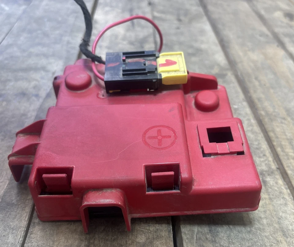 PROMASTER 1500 2500 3500 2014-2021 SOPORTE DE LUGAR DE BATERÍA CAJA DE FUSIBLES MOPAR Foto 3 de 4