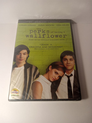 The Perks of Being a Wallflower (DVD, 2013, With Digital Copy) FACTORY SEALED