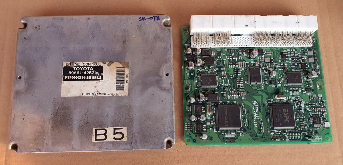 TOYOTA Rav4 89661-42B21 Engine computer unit Ecu Ecm oem jdm used 