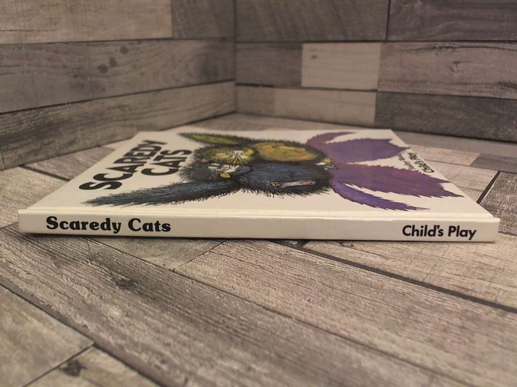 Scaredy Cats (Child's Play Library)