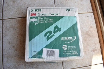3M 01929 GREEN CORPS BOX OF (14) COATED FIBRE DISCS 24 GRADE GRIT 9-1/8'' x 7/8''