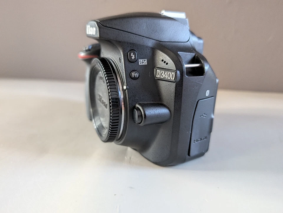 Nikon D3400, photo 3 of 5