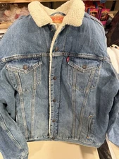 Levis Sherpa Lined Trucker Jean Jacket Mens XX L BLUE Denim Button Up Preowned