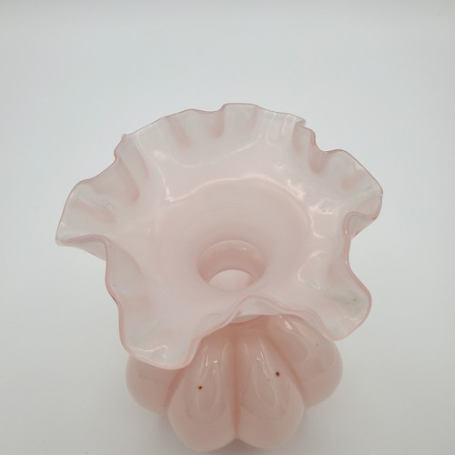 Vintage Fenton Pink Dusty Rose Melon Glass Vase Double Ruffle Art Deco 1940s - Picture 5 of 9