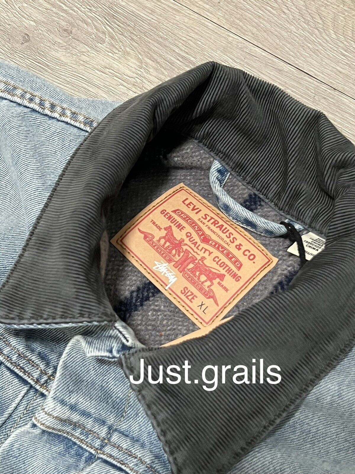 Stussy x Levi's Embossed Trucker Jacket Denim Jacket Size XL New Ready To  Ship