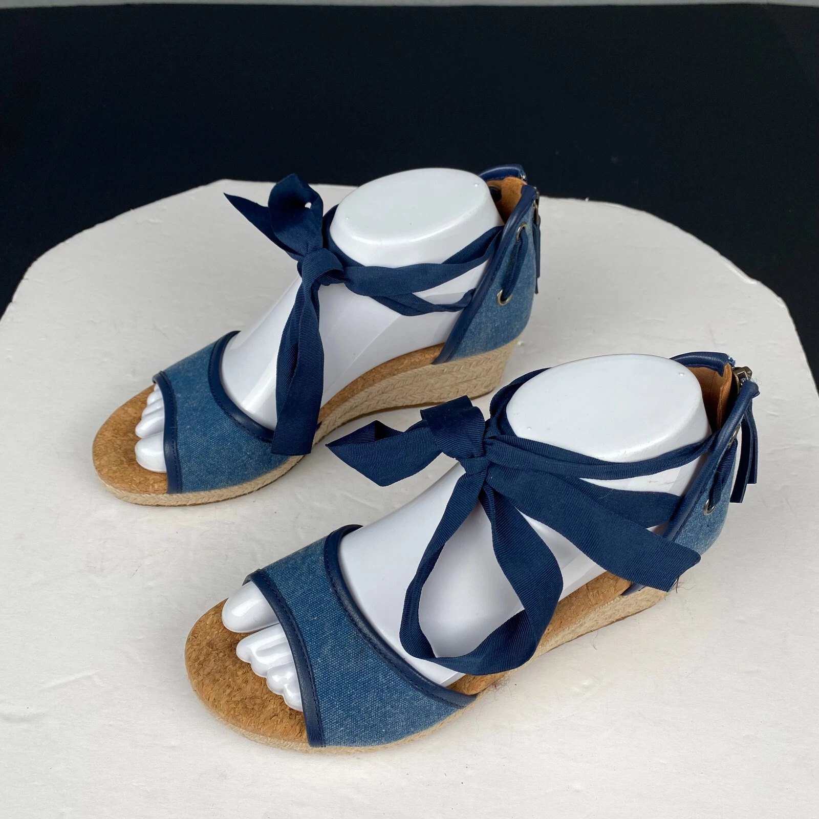 UGG sandalo donna Amell misura 6 5 zeppa tacco espadrillas blu denim avvolgente alla caviglia