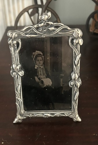 Antique Victorian Small Girl Photo And Silver Frame