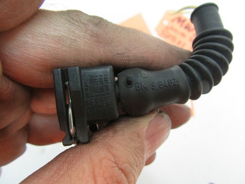 WIRE PLUG OFF YELLOW COOLANT TEMPERATURE SENSOR 06 07 08 09 BMW 328i N52N 3.0L - Picture 10 of 10