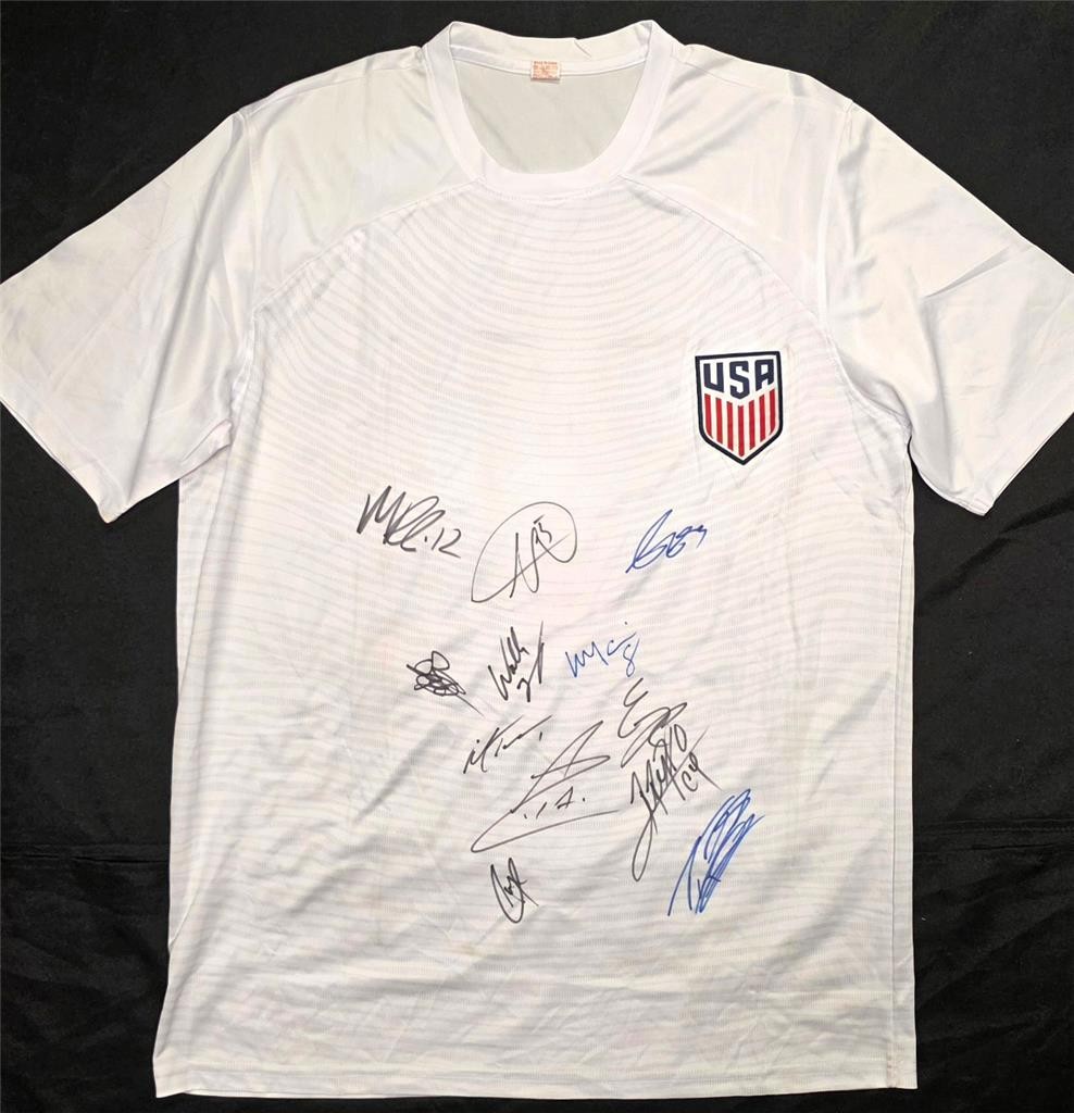2025 USMNT Team Signed USA Jersey (12 Autos) Pulisic, Balogun, Dest ~ JSA