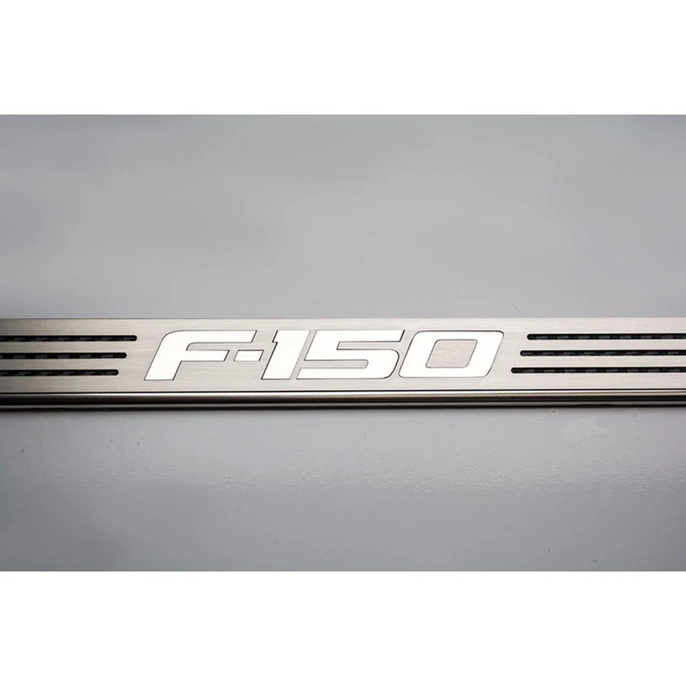 Рама номерного знака с оранжевым светодиодным логотипом «F-150» для Ford F-150 [нержавеющая сталь] - Изображение 2 из 4