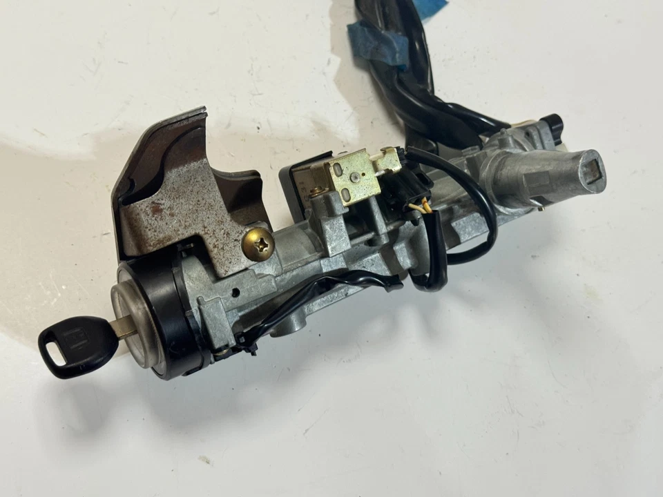 Interruptor de encendido Honda CR-V 1997-2001 BLOQUEO CON LLAVE INMOVILIZADOR FABRICANTE DE EQUIPOS ORIGINALES. Foto 4 de 4