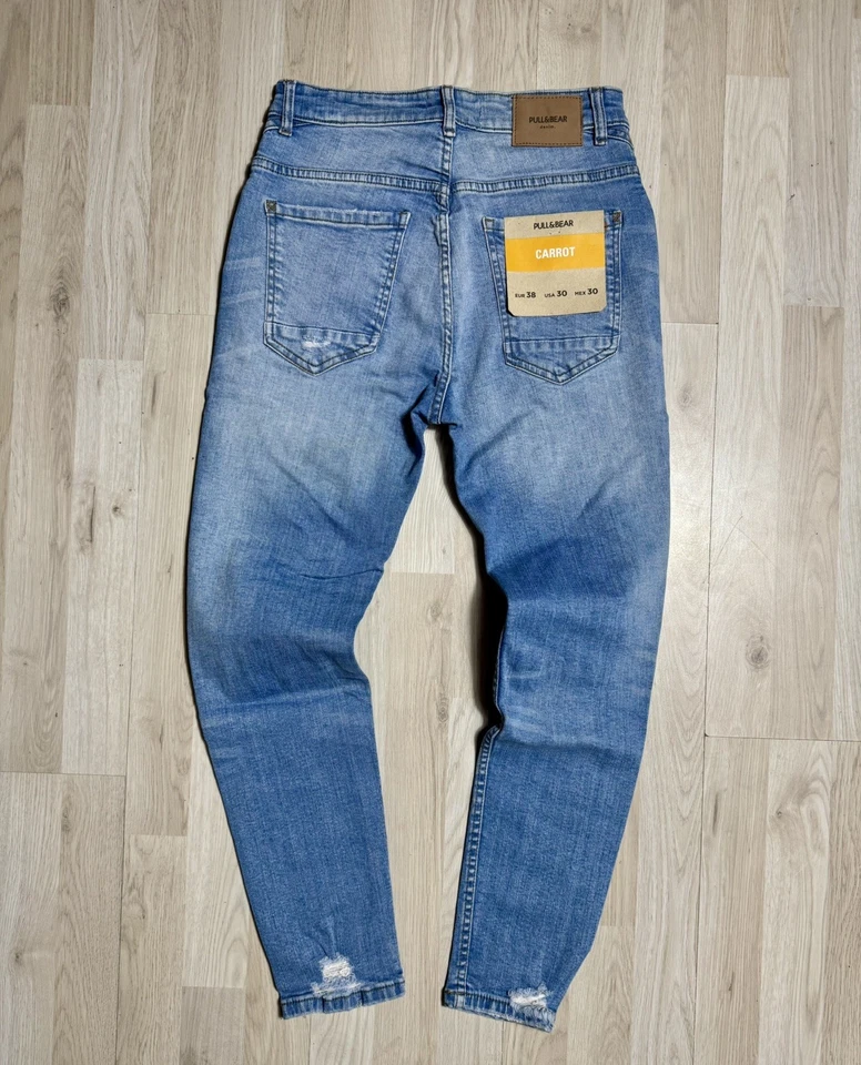 Pull&Bear Jean Carrot Femme Taille 38 Bleu Clair Denim Destroy neuf - Photo 1/4