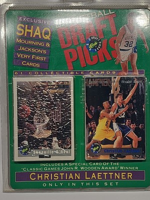 1992 Classic Draft Picks Basketball featuring Shaquille O Neal Rookie RC.  