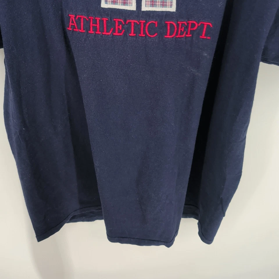 Vintage Embassy Varsity Originals Athletic Dept. Camiseta azul marinho tamanho XL - Imagem 4 de 4