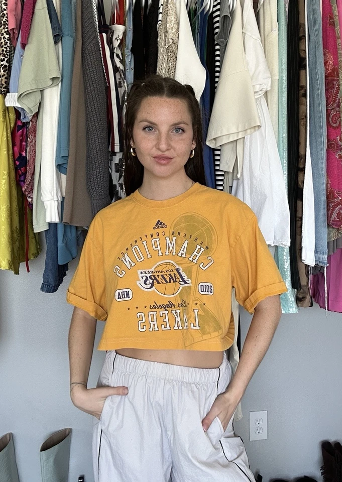 Camiseta recortada Adidas Los Angeles Lakers 2010 Champions talla L Y2K estilo vintage Foto 2 de 4