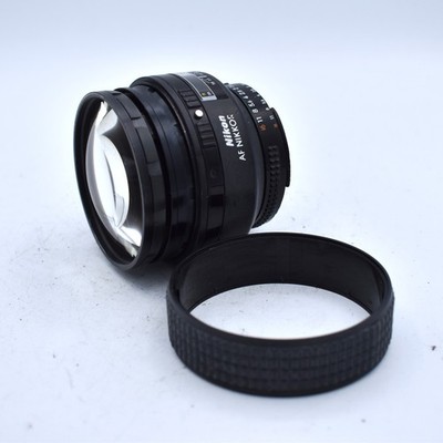 Nikon AF NIKKOR 85mm f/1.4 D Autofocus IF Camera Lens {77mm} - As Is
