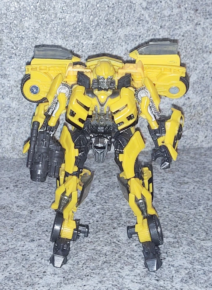 Transformers Studio Series 87 BUMBLEBEE Complete Dotm Deluxe Ss-87 Figure - Image 3 of 4