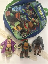 Teenage Mutant Ninja Turtles Figures with Mini Backpack TMNT