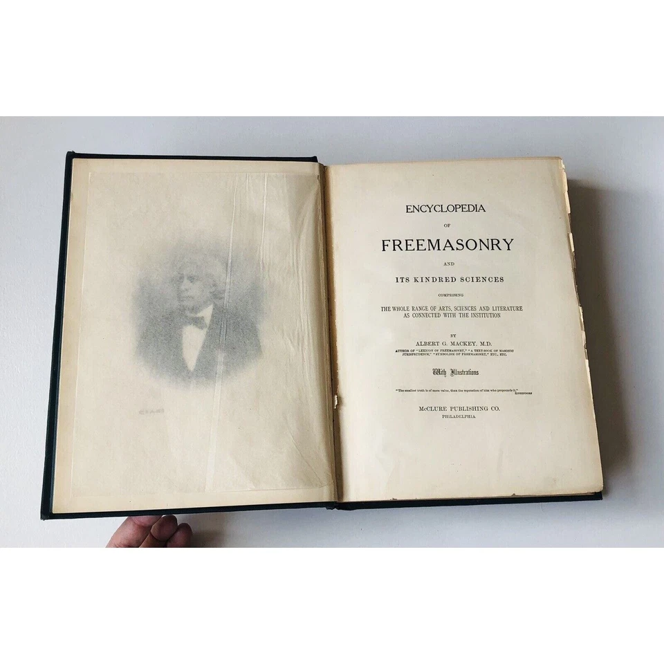 Antiguo libro ilustrado de 1917 Enciclopedia de la Francmasonería HC Mackey Men’s Lodges Foto 2 de 4
