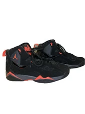 Nike Boys Air Jordan True Flight 5.5Y