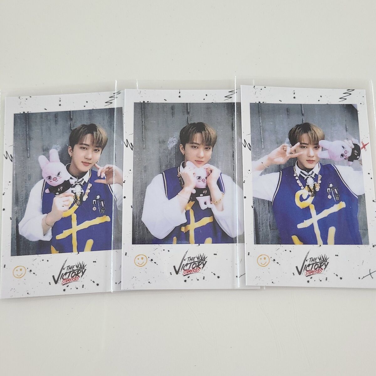 STRAY KIDS x SKZOO polaroid set POP-UP STORE THE VICTORY in STRAY KIDS x SKZOO polaroid set POP-UP STORE THE VICTORY in
