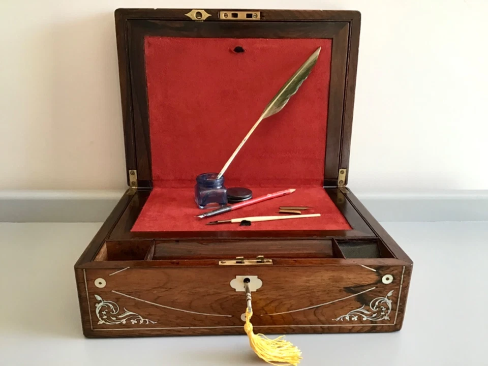 SPLENDID LADIES ROSEWOOD INTRICATE MOTHER OF PEARL VICTORIAN WRITING SLOPE BOX - Image 3 of 4