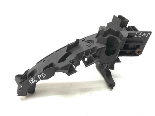 2010 Audi Q5 Scheinwerferhalter Halterung Scheinwerfer rechts 8R0805608