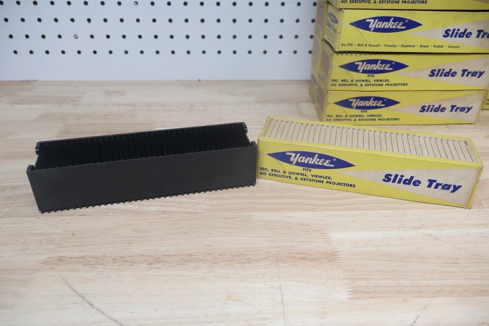 Bonito Lote Usado De x4 Bandejas Deslizables Yankee Universal Keystone Bell Howell De Colección Foto 3 de 4