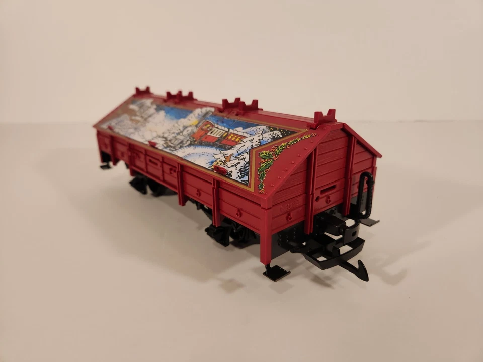 LGB 45110 Covered Christmas Gondola - Image 2 of 4