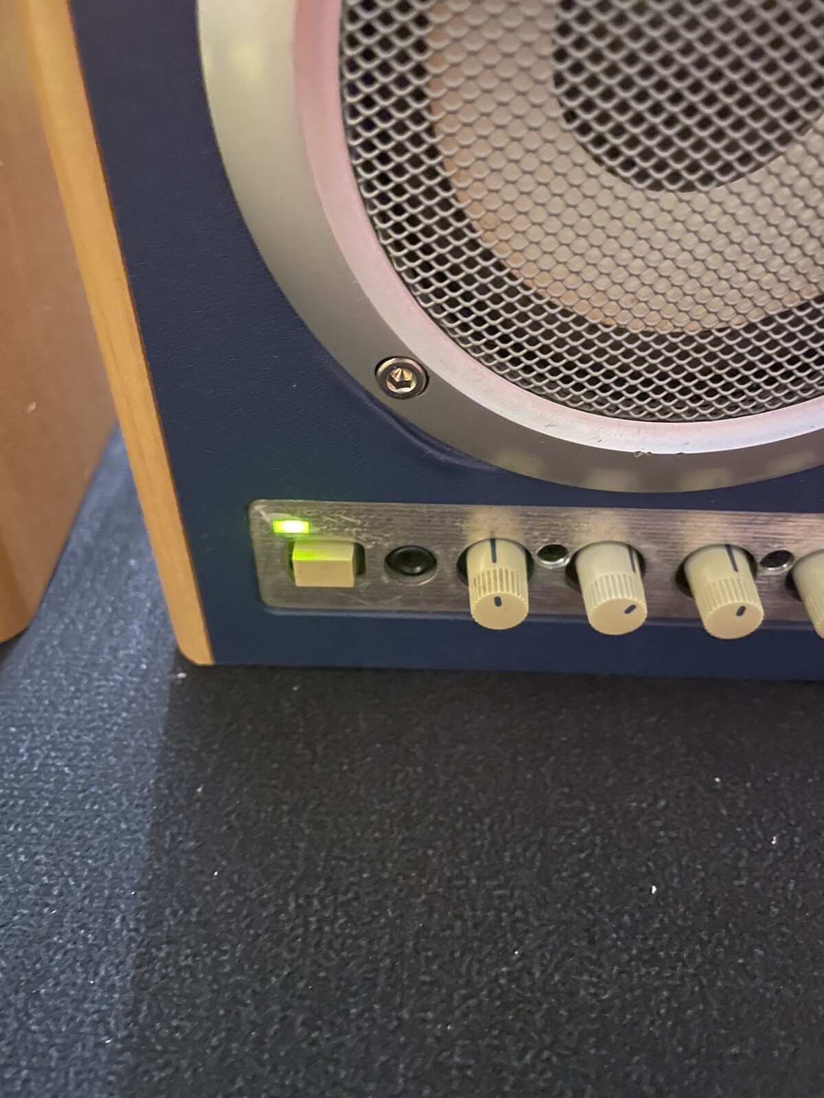 Roland EDIROL MA10A Amplified Monitor Studio Speakers ActiveBlue