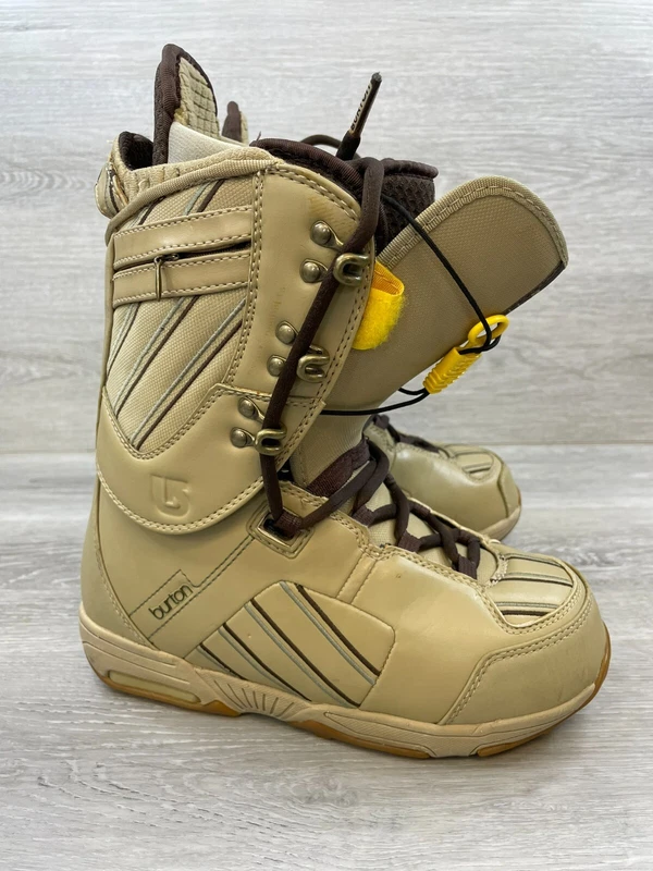 burton sapphire lace up ankle winter snowboarding boots