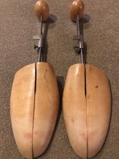 Pair Of Vintage Wooden Shoe Tree Stretchers Light Wood 4 JL 