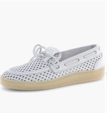 NWT VOILE BLANCHE Olivia Wind Boat Shoe in White