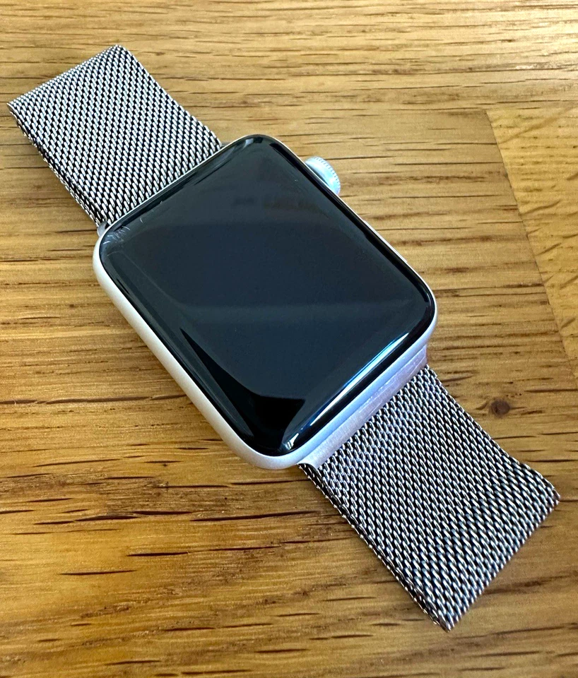 Apple Watch Series 3, Foto 1 von 4