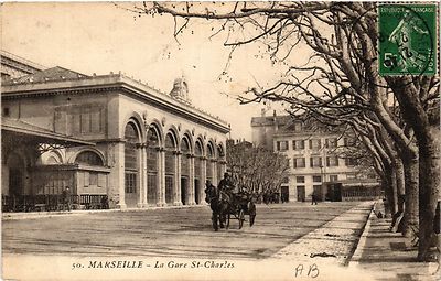 CPA AK MARSEILLE La Gare St-Charles (403451)