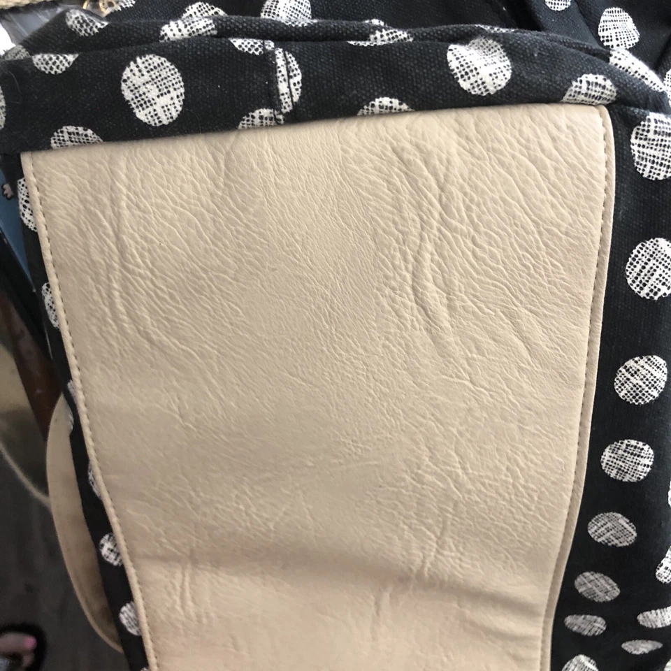 Bolso de Lona Mossimo Supply Co. Lunares Fin de Semana Cuero Sintético Negro Tostado Foto 3 de 4