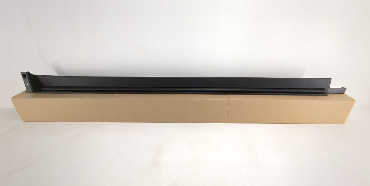 New OEM Genuine GM Rocker Spoiler 2019-2024 Chevy Blazer