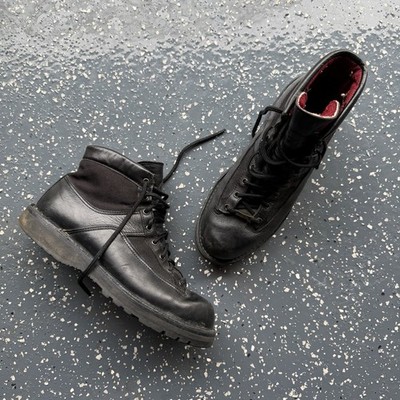 Vintage Danner Light Black Leather Gore-Tex Hiking Boots Mens 9 Made In USA
