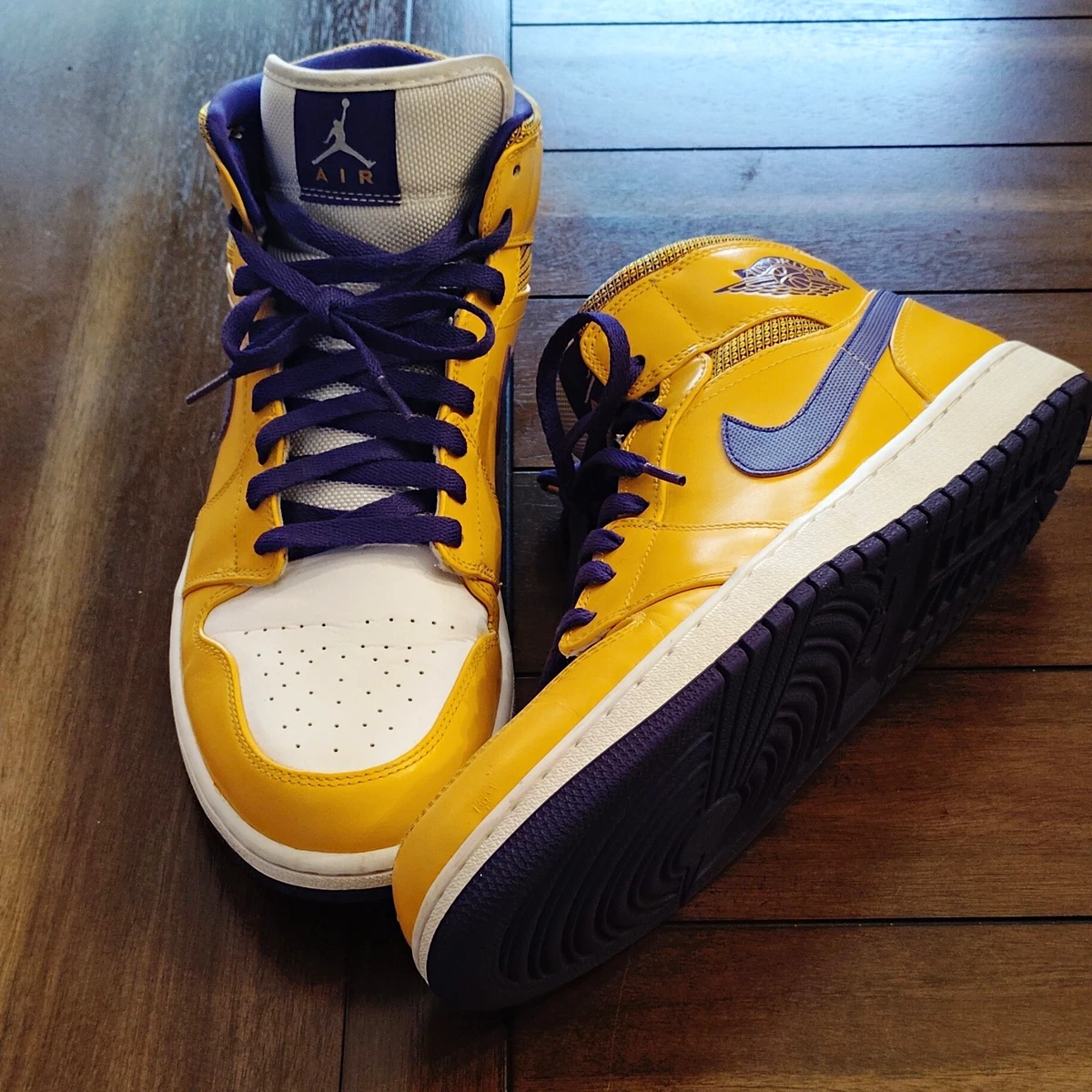 Jordan 1 Lakers - 554724-708 for Sale - Authenticity Guaranteed - eBay