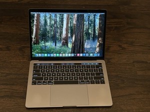 Apple MacBook Pro Retina 13" Quad-Core intel i7 2.8GHz 16GB RAM 500GB SSD 2019