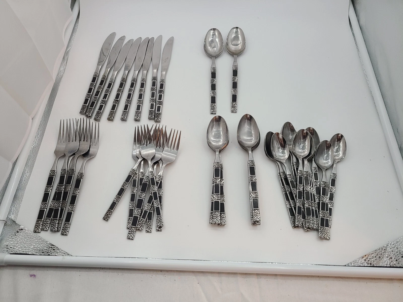 Ecko Madrid Black Vintage Stainless Steel 45 Piece Japan