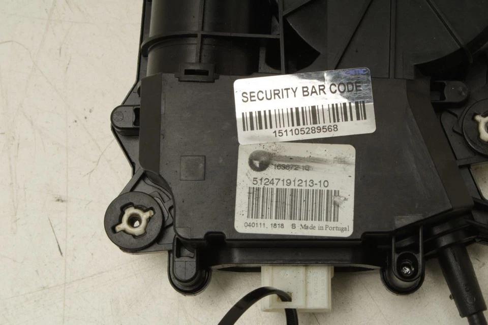 Motor actuador cierre eléctrico tapa maletero BMW 750Li xDrive RR 10-15 51247191213 Foto 4 de 4