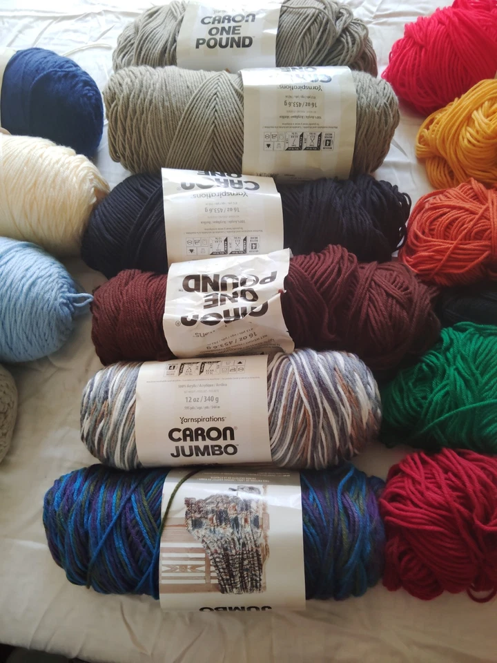 Lote de 14 madejas acrílicas de hilo Caron usadas Foto 4 de 4