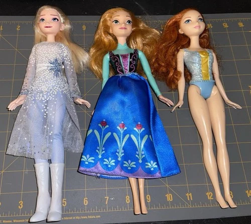 Lot #3388 Lot Of Vintage Disney (“Barbie Type”) Dolls (3 Dolls)