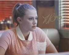 Lili Reinhart Riverdale Autographed Signed 8x10 Photo COA #J5