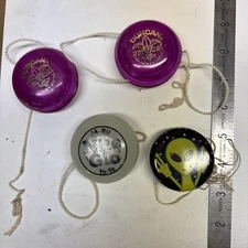 Yo-yo Lot 2 Vintage Duncan Imperial  Purple Plastic  Nite Glo Ja-ru +rin Alien